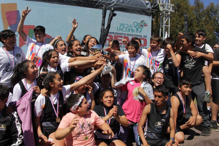 Club de Remeros Arturo Prat conquista Nacional de Pichilaguna 2019