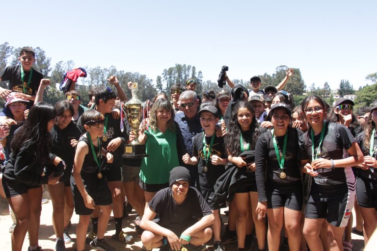 Club de Remeros Arturo Prat se coronó campeón nacional copa Series Bajas Copa Bienvenido Front.